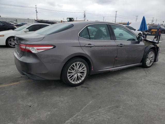 2018 TOYOTA CAMRY L 4T1B11HK2JU029832