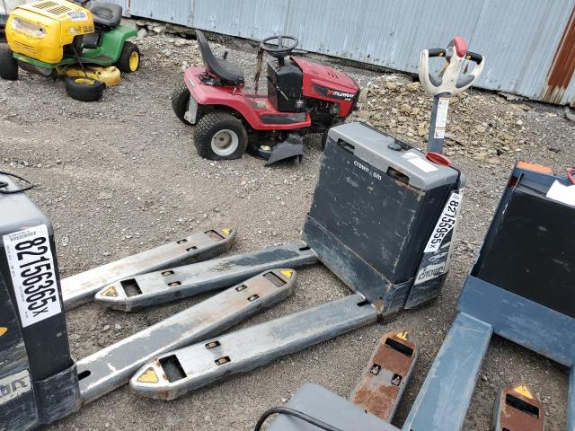 2020 CROWN ELECTRIC PALLET JACK #3246796839