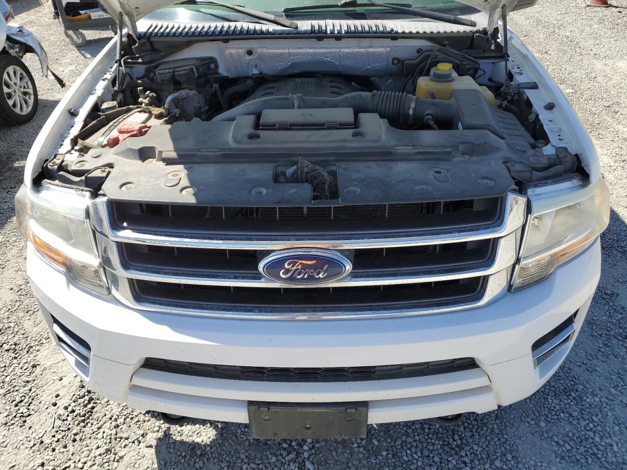 FORD EXPEDITION EL XLT