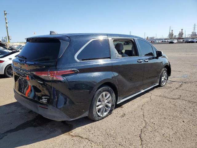 2022 TOYOTA SIENNA XLE 5TDYRKEC6NS130876
