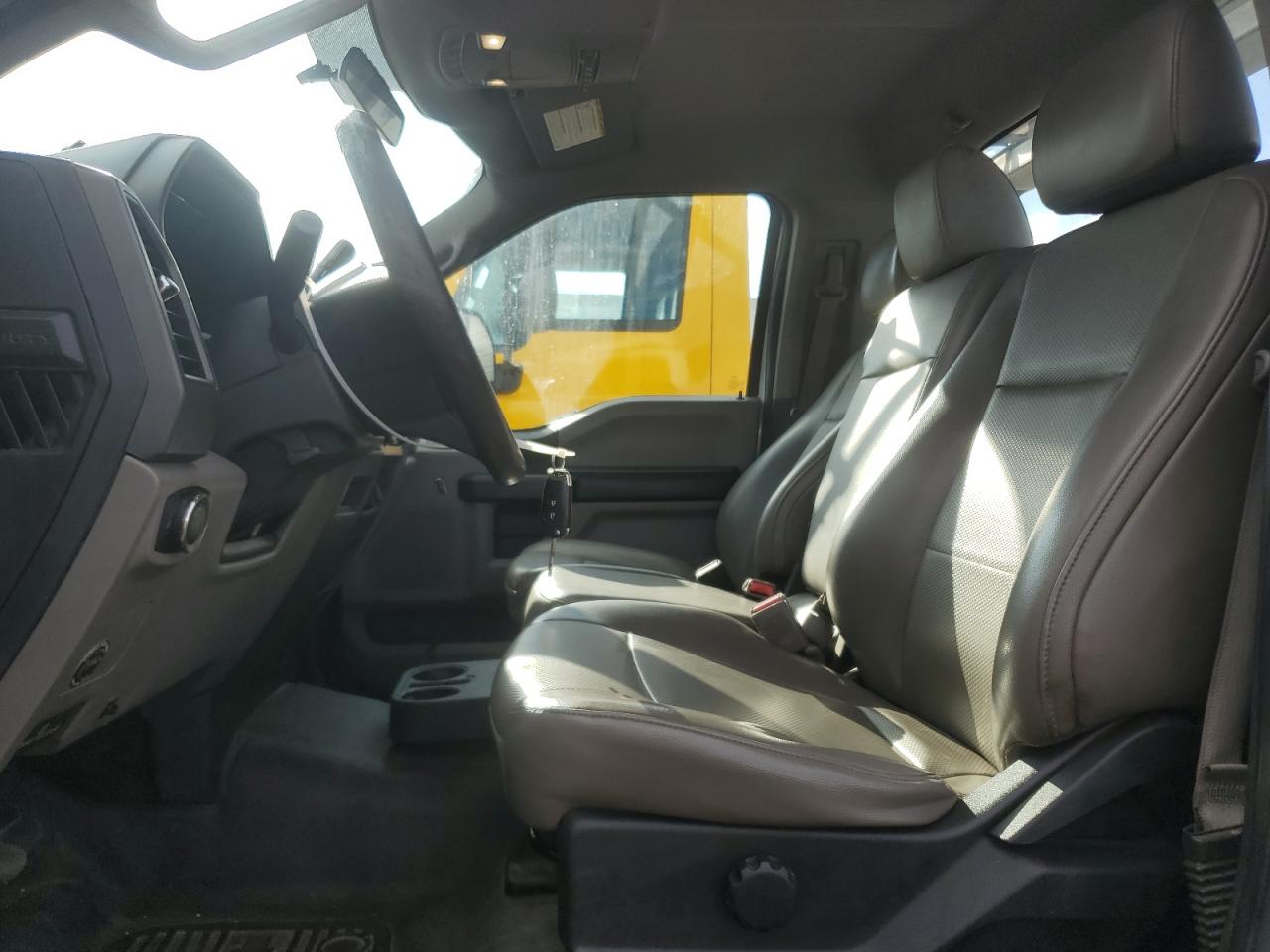 FORD F-450 SUPER DUTY