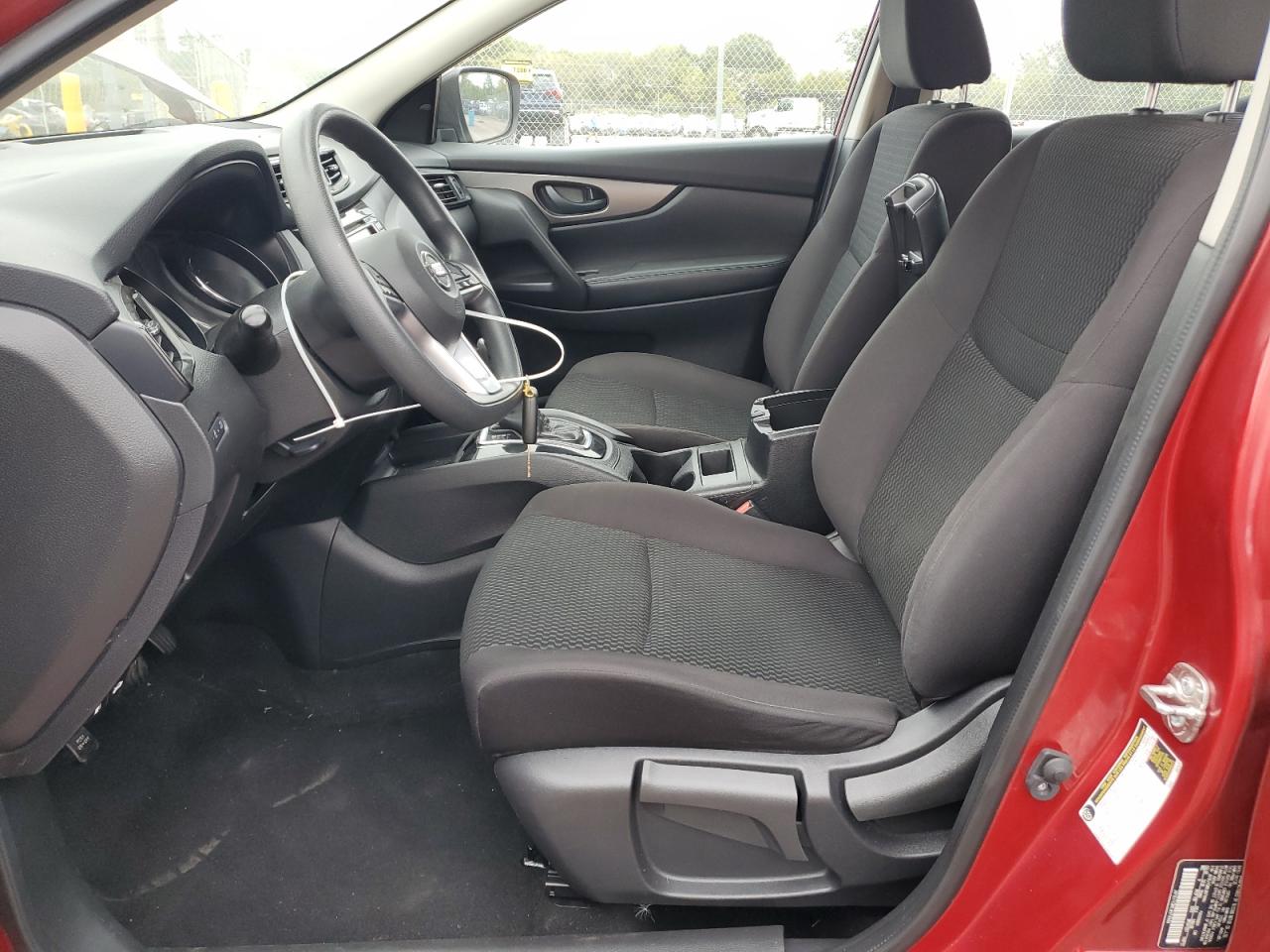 NISSAN ROGUE SPORT S