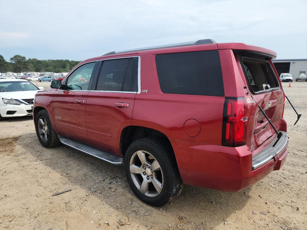 CHEVROLET TAHOE C1500 LTZ