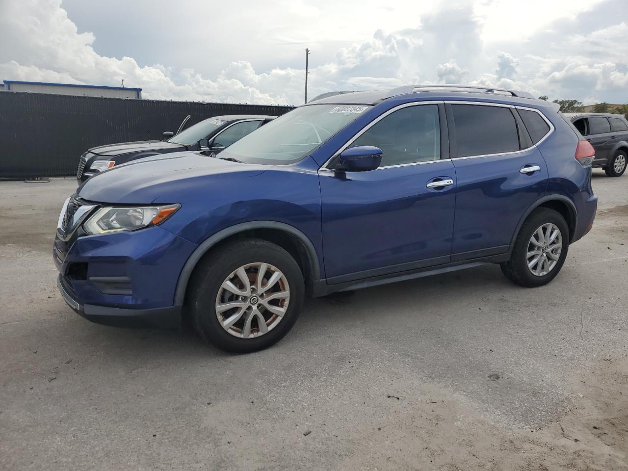 NISSAN ROGUE S