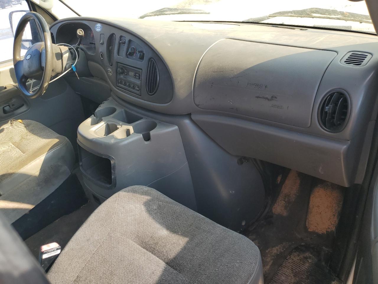 Lot #3287875090 2004 FORD ECONOLINE