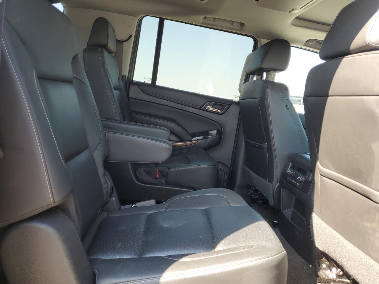 CHEVROLET SUBURBAN K1500 PREMIER