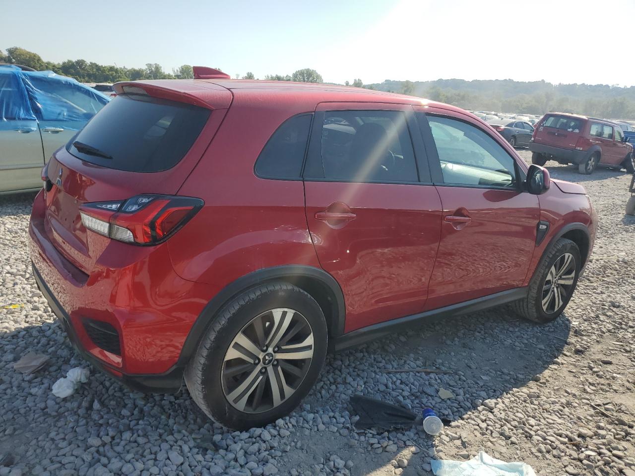 MITSUBISHI OUTLANDER ES