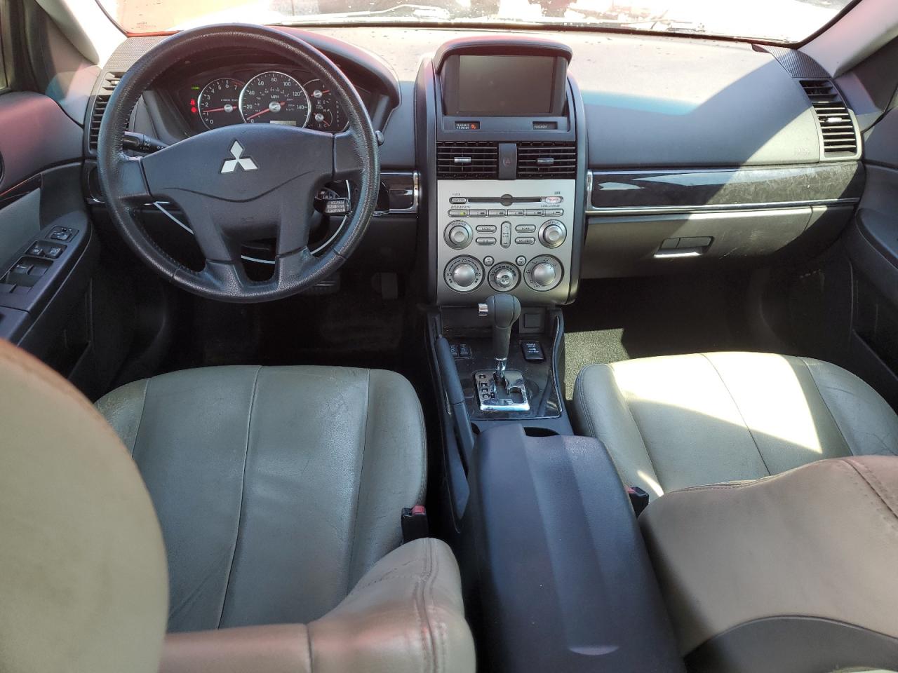 MITSUBISHI GALANT ES