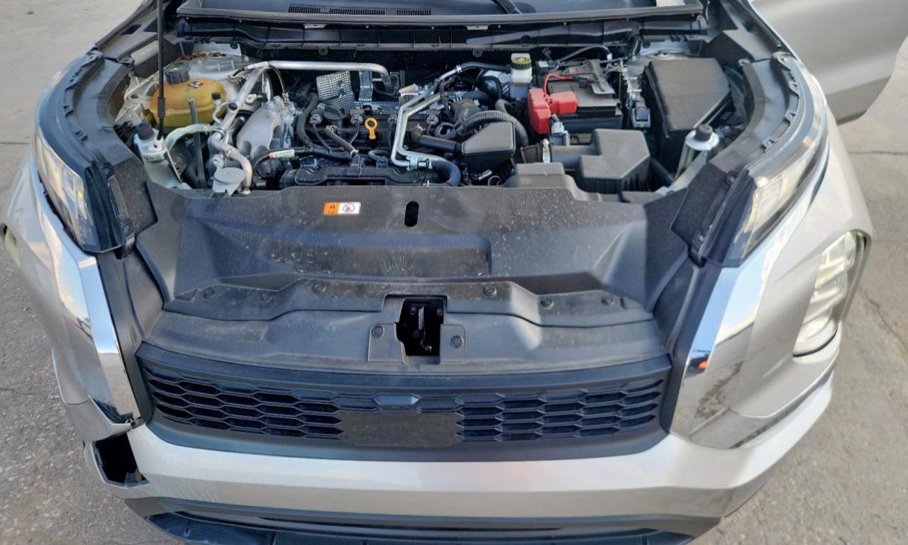 MITSUBISHI OUTLANDER ES