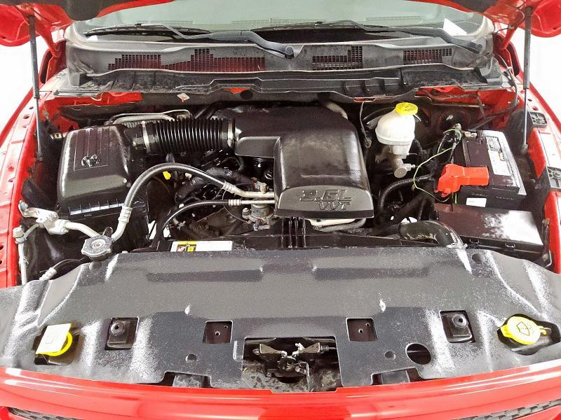 2018 RAM 1500 ST 1C6RR6KG4JS295207