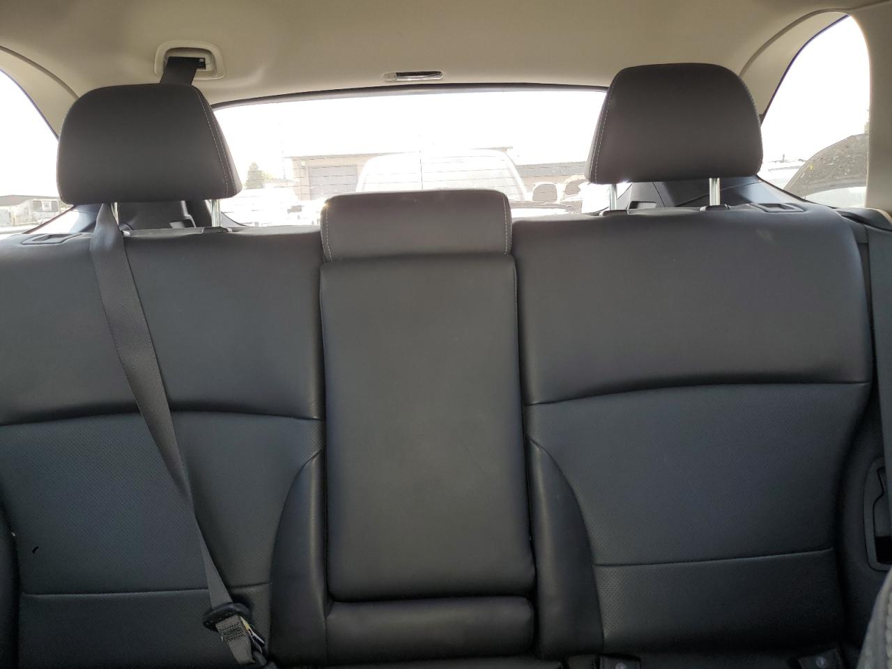 SUBARU OUTBACK 3.6R LIMITED