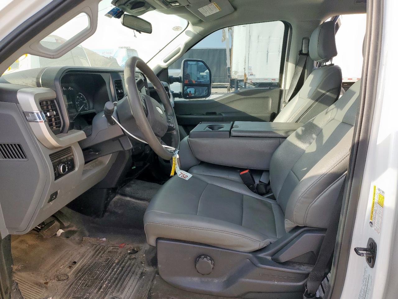 FORD F-250 SUPER DUTY