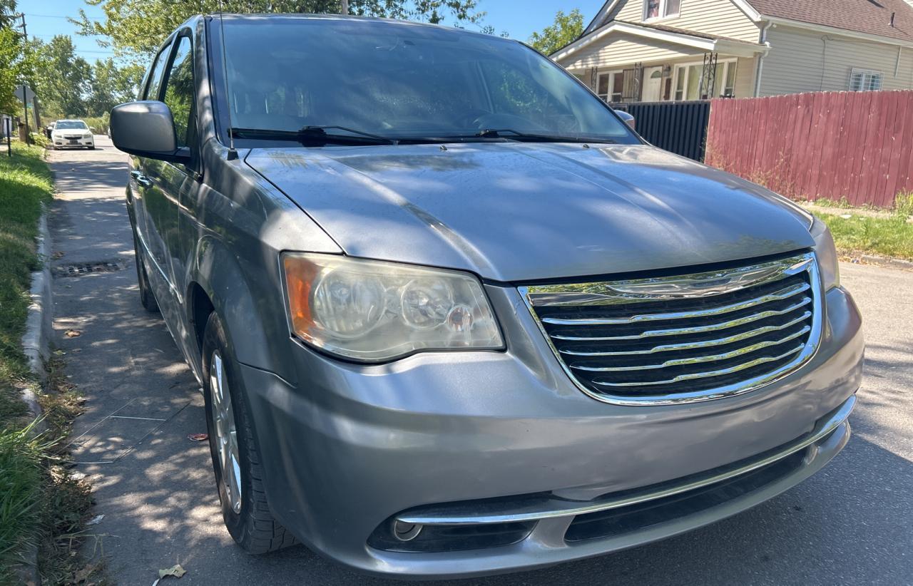 CHRYSLER TOWN & COUNTRY TOURING