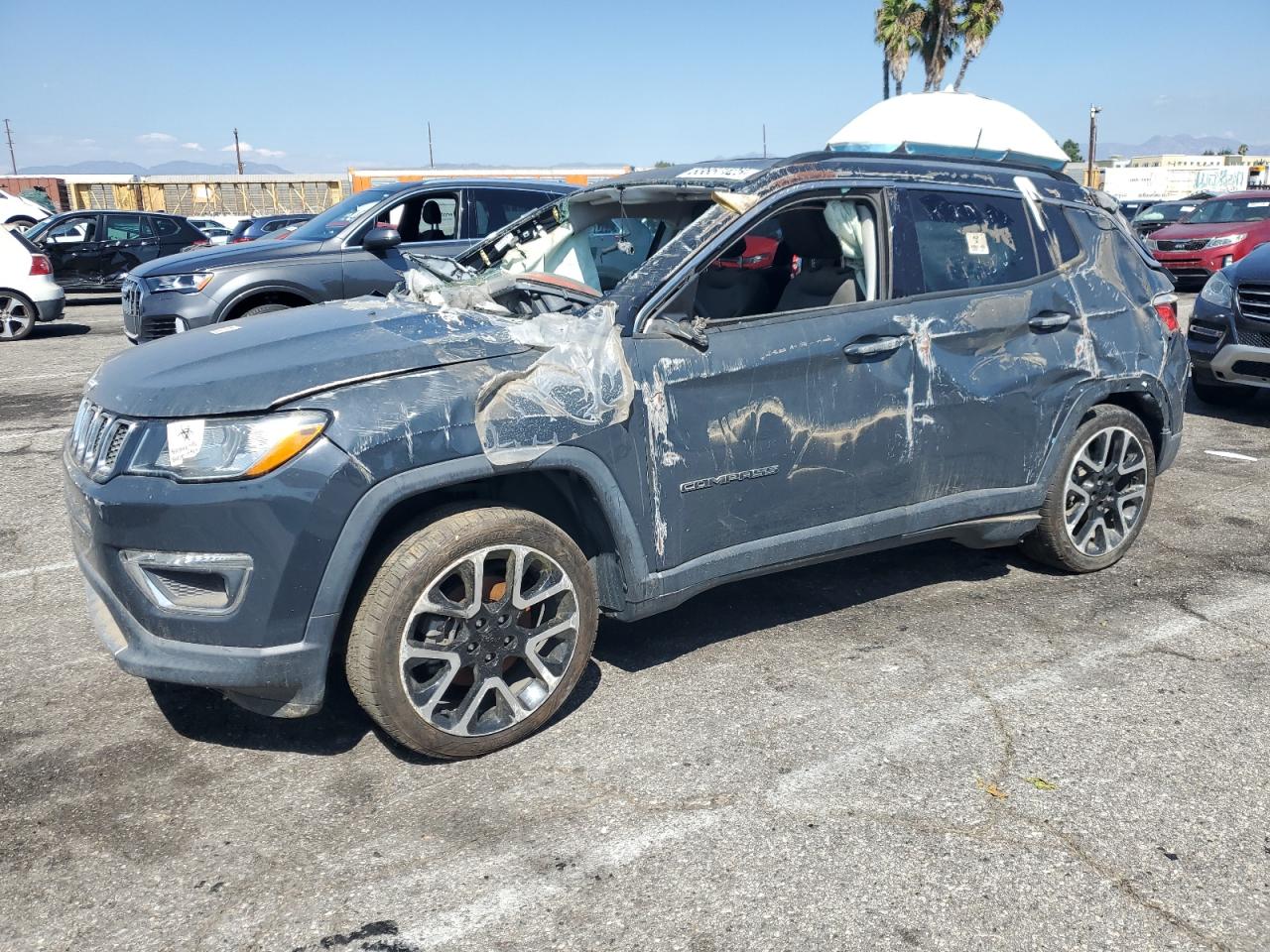 Lot #3284918925 2018 JEEP COMPASS LI