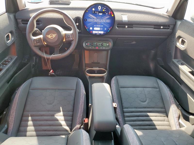 2025 MINI COOPER S WMW53GD0XS2X04663