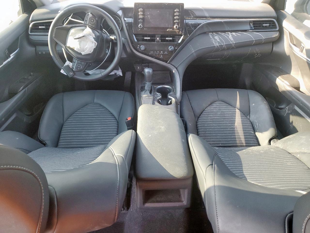 TOYOTA CAMRY SE NIGHT SHADE