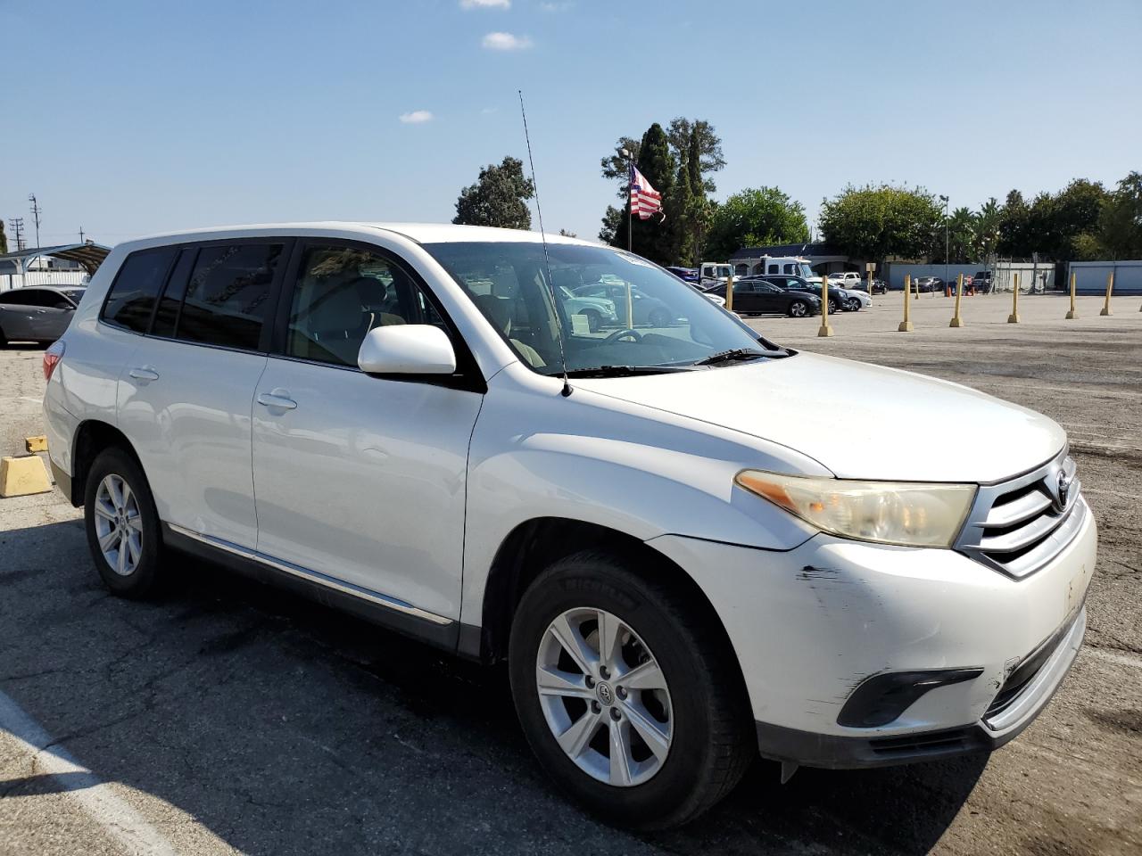 TOYOTA HIGHLANDER BASE