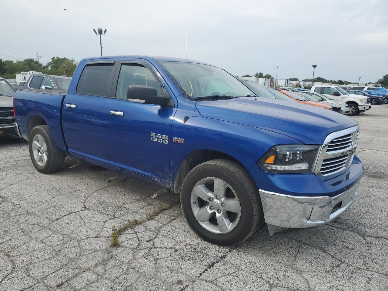 RAM 1500 SLT