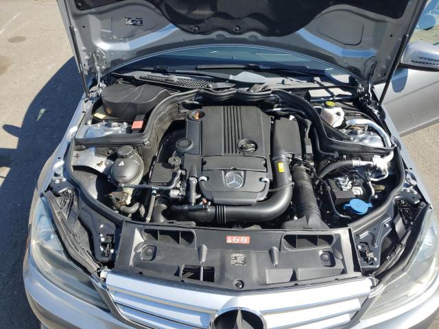 2013 MERCEDES-BENZ C 250 - WDDGF4HB1DR294770