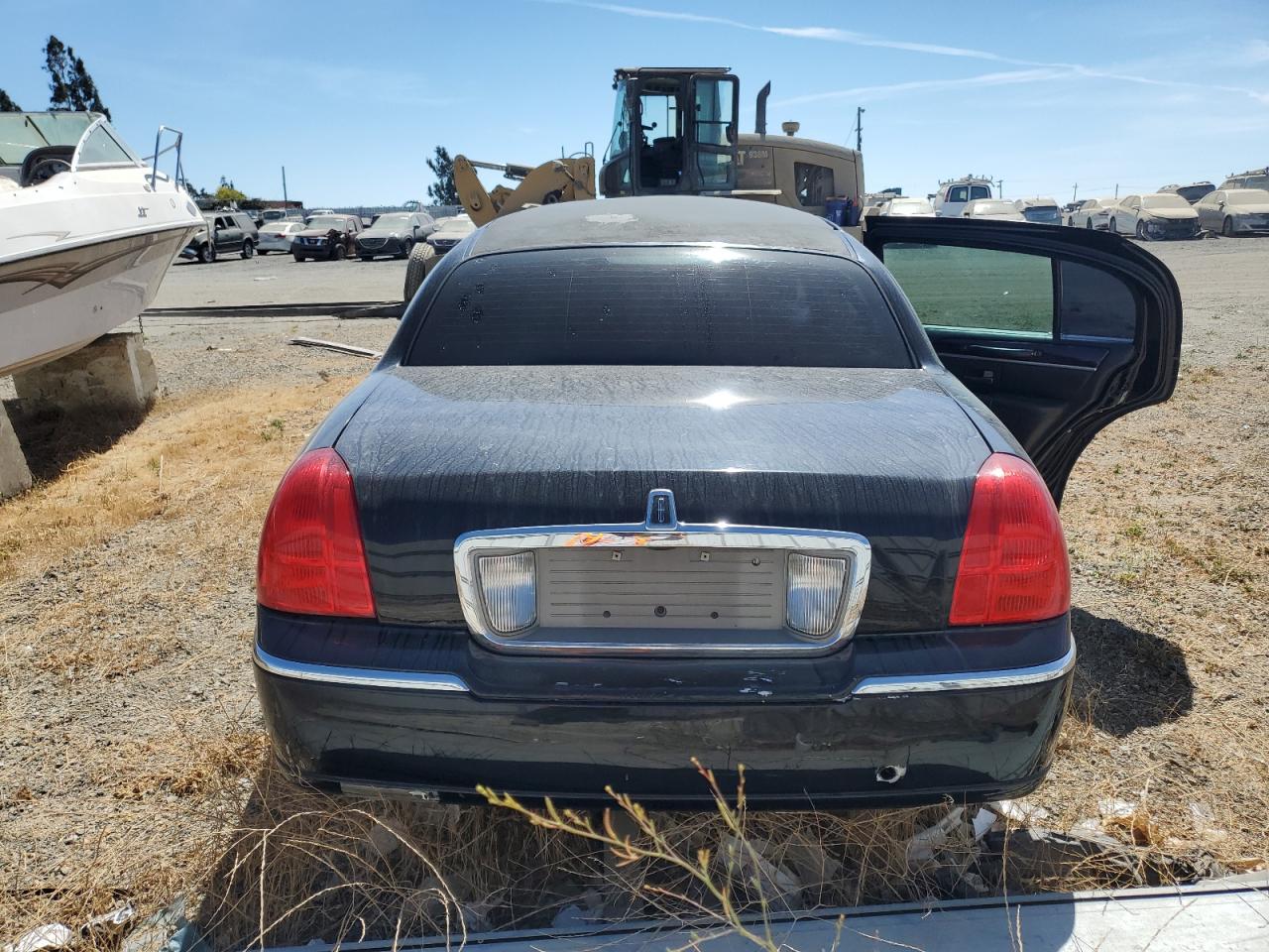 LINCOLN TOWN CAR EXECUTIVE