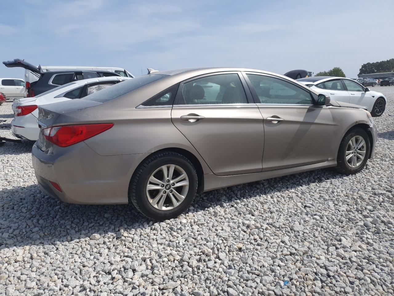 HYUNDAI SONATA GLS