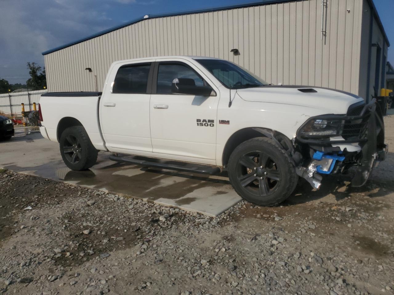 RAM 1500 SPORT
