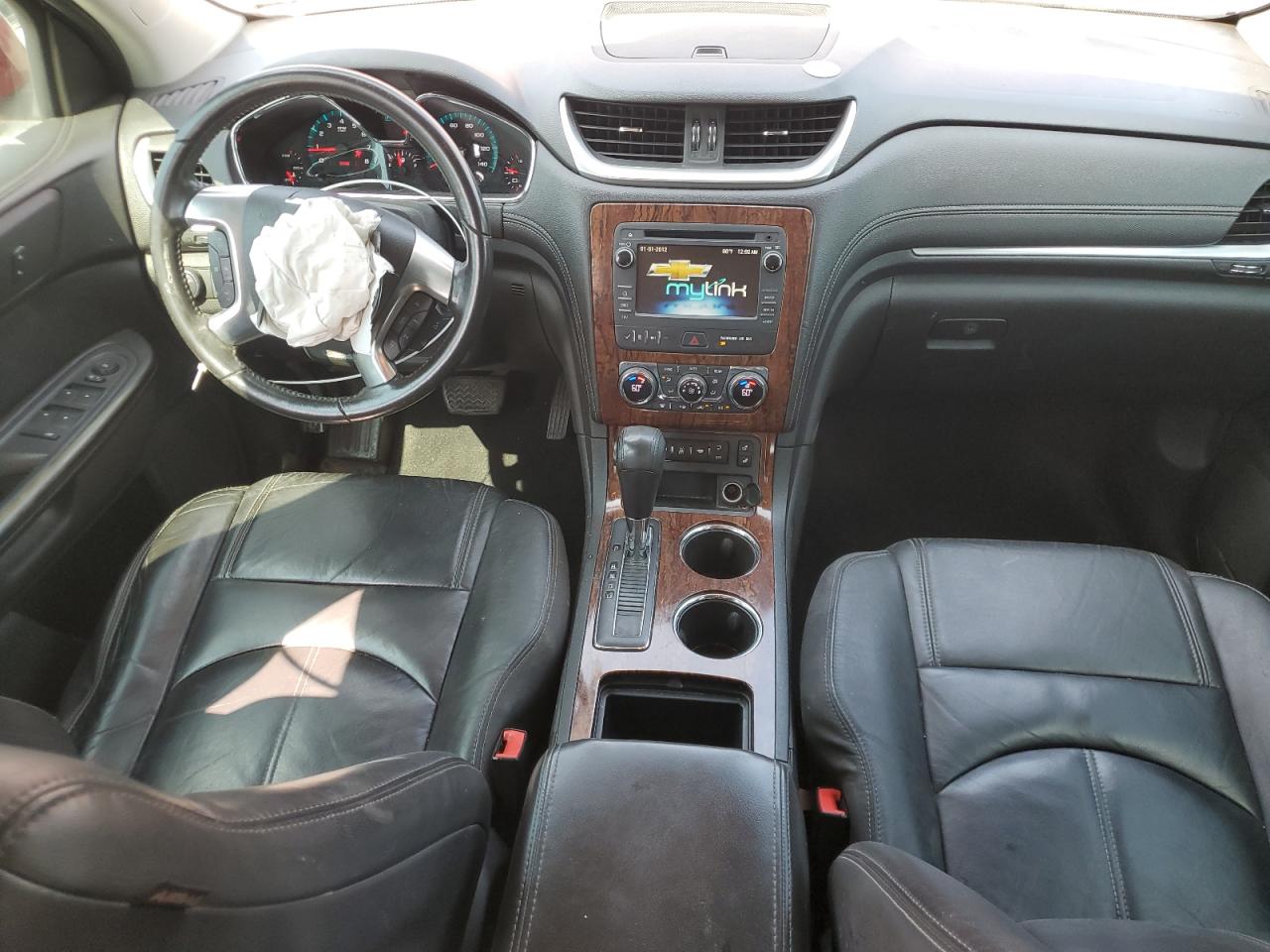 CHEVROLET TRAVERSE LT