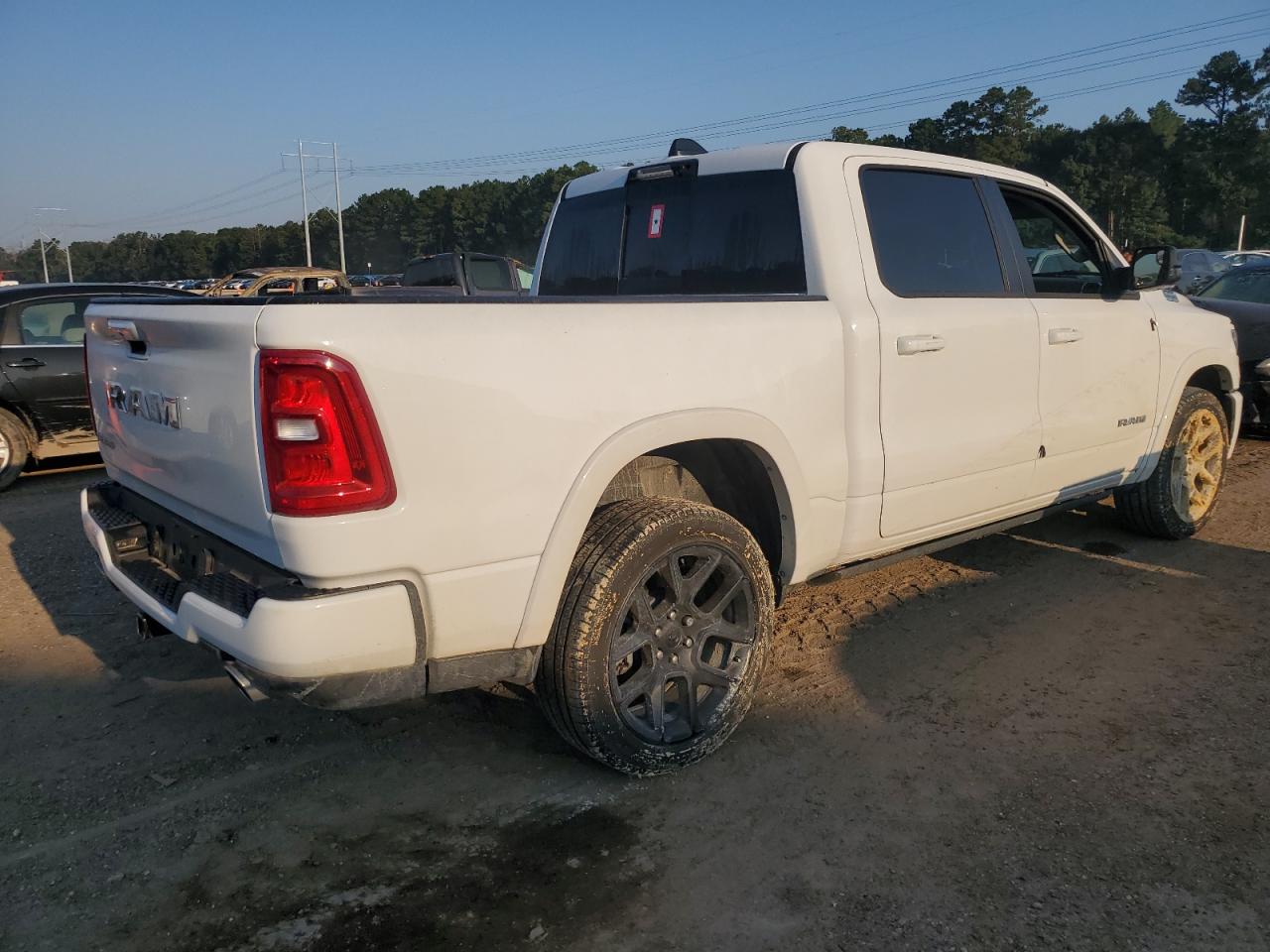 RAM 1500 LARAMIE