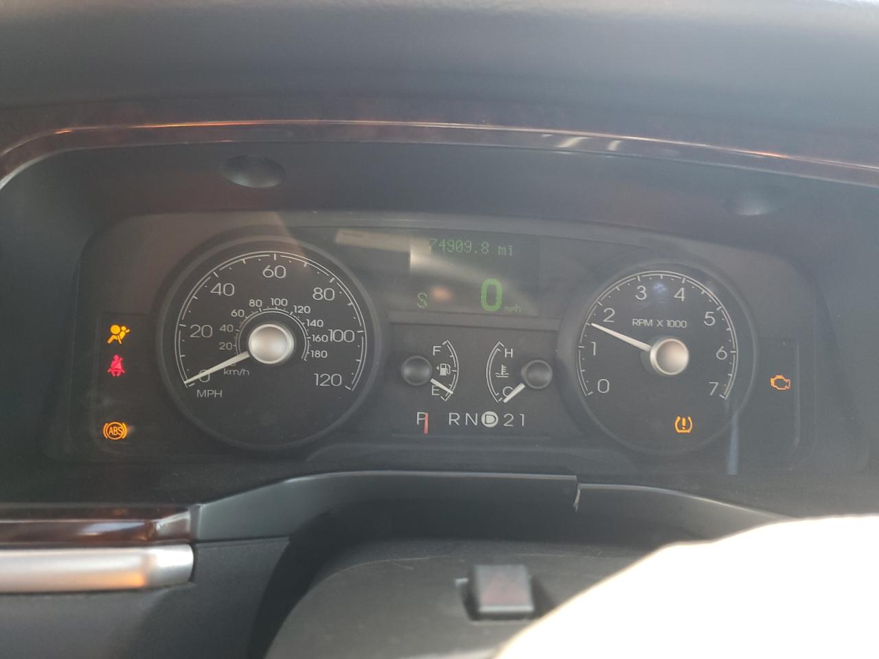 LINCOLN TOWN CAR EXECUTIVE