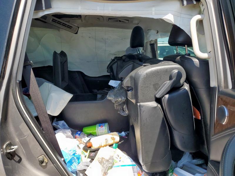 2017 INFINITI QX80 BASE JN8AZ2NF4H9640551