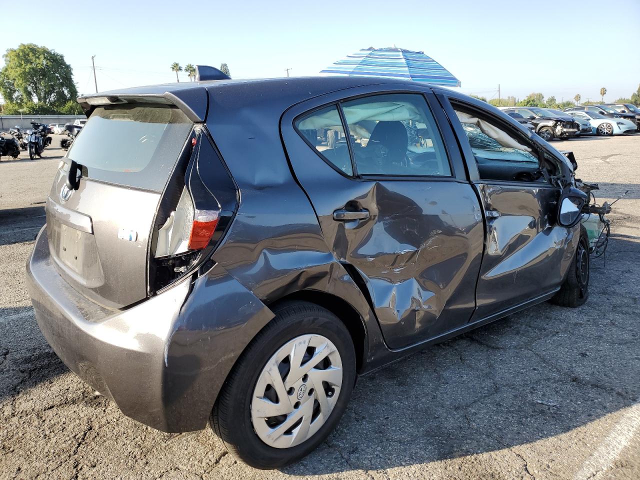 TOYOTA PRIUS C