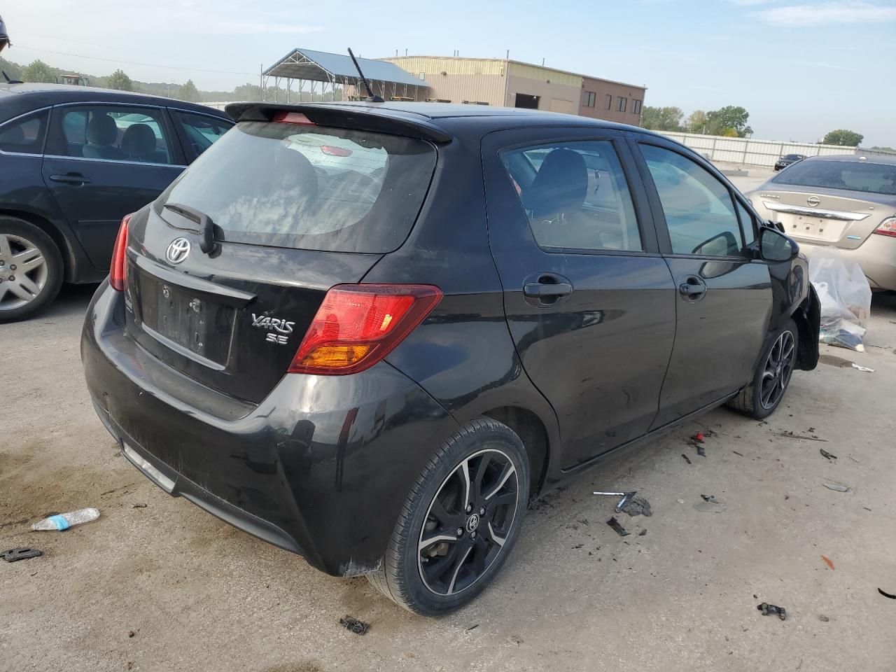 TOYOTA YARIS L