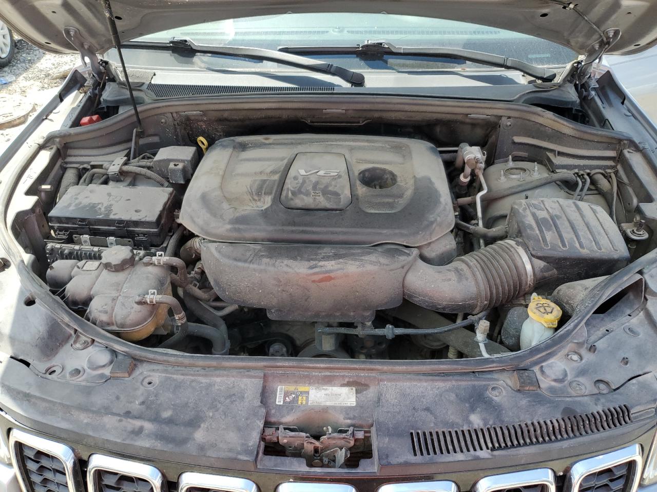 JEEP GRAND CHEROKEE LAREDO