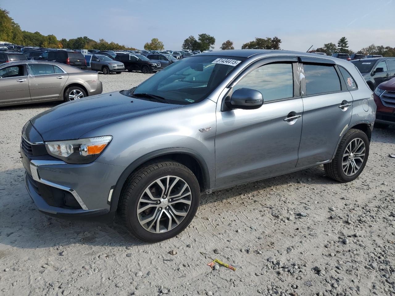 MITSUBISHI OUTLANDER ES