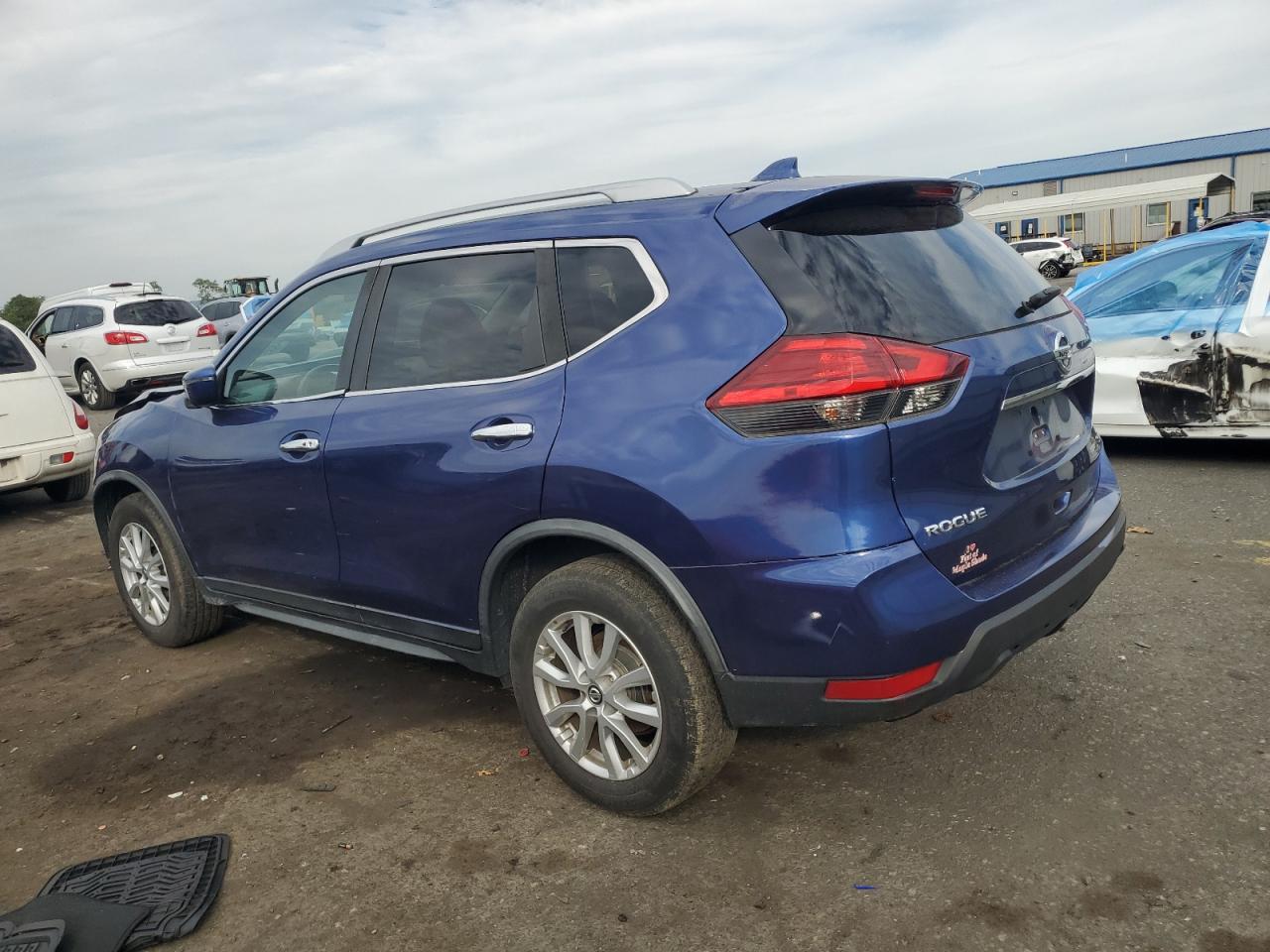 NISSAN ROGUE S