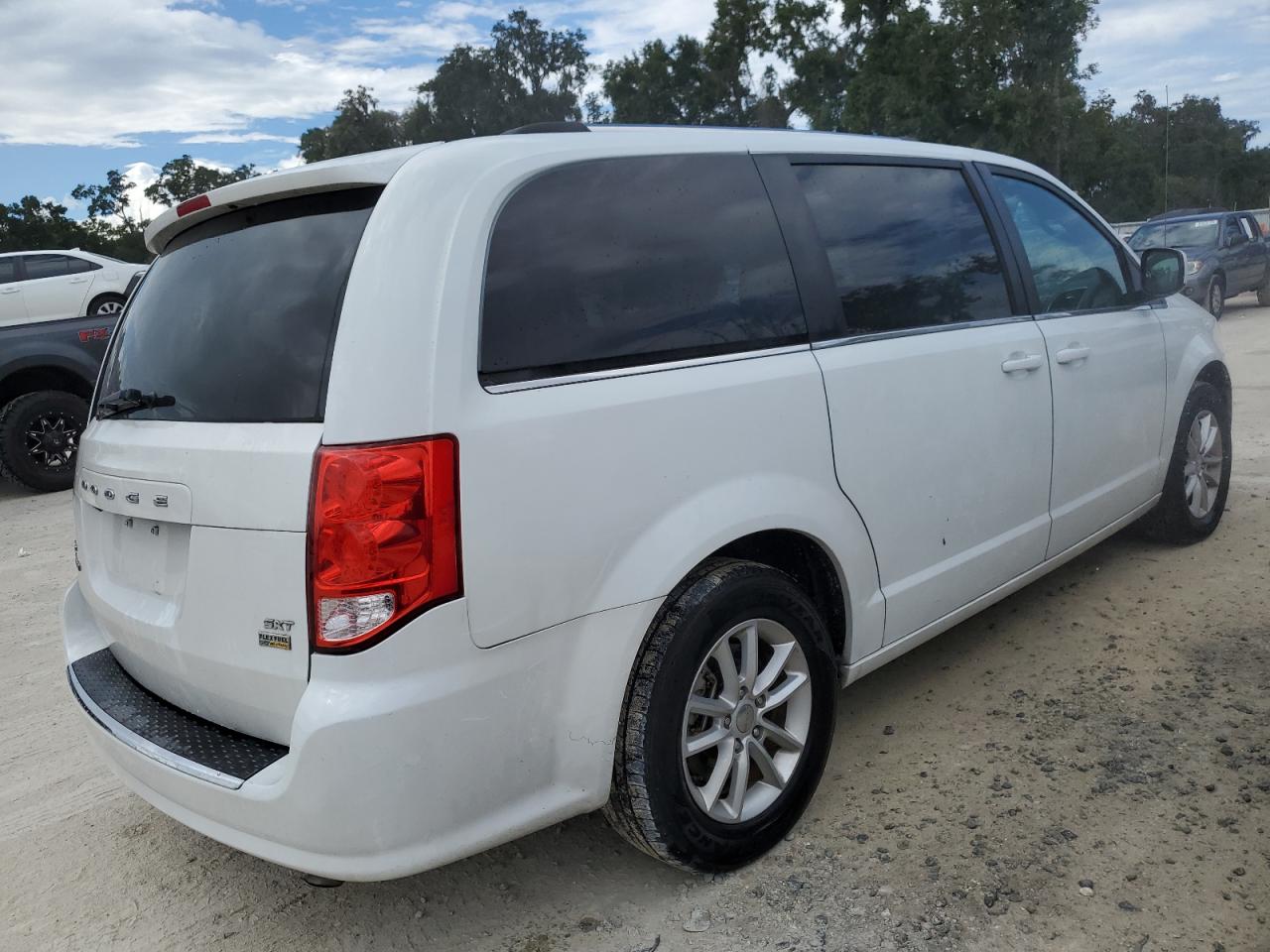 DODGE GRAND CARAVAN SXT