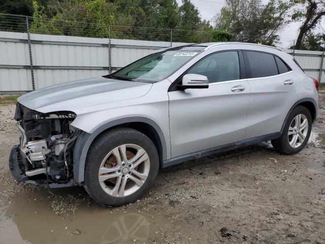 MERCEDES-BENZ GLA 250 4M