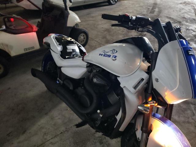 2019 SUZUKI VZR1800 JS1VY53A4K7100302