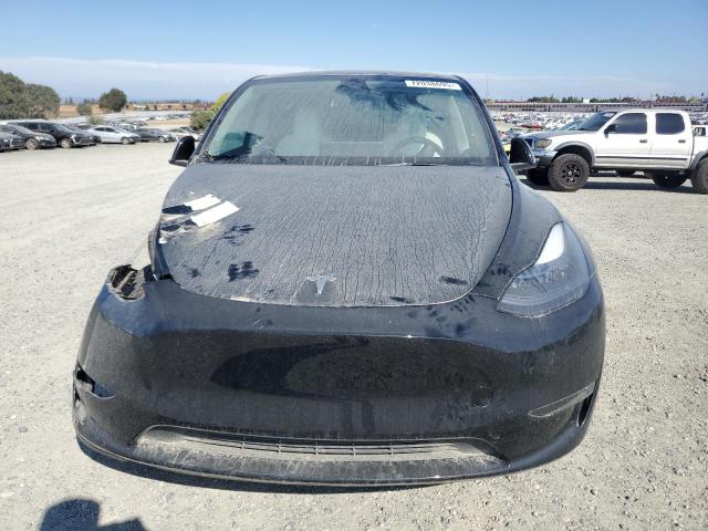 2024 TESLA MODEL Y 7SAYGDED7RF201946