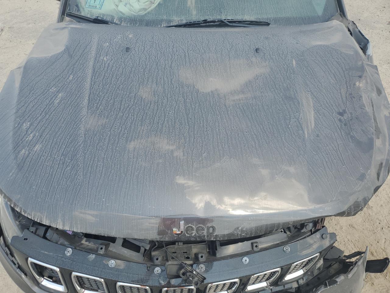 JEEP COMPASS LATITUDE