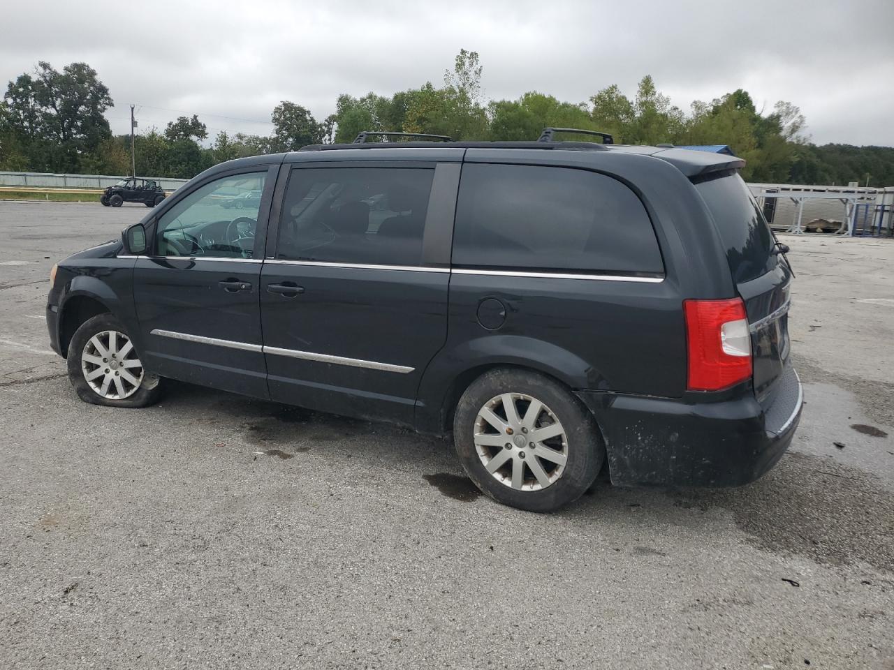 CHRYSLER TOWN & COUNTRY TOURING