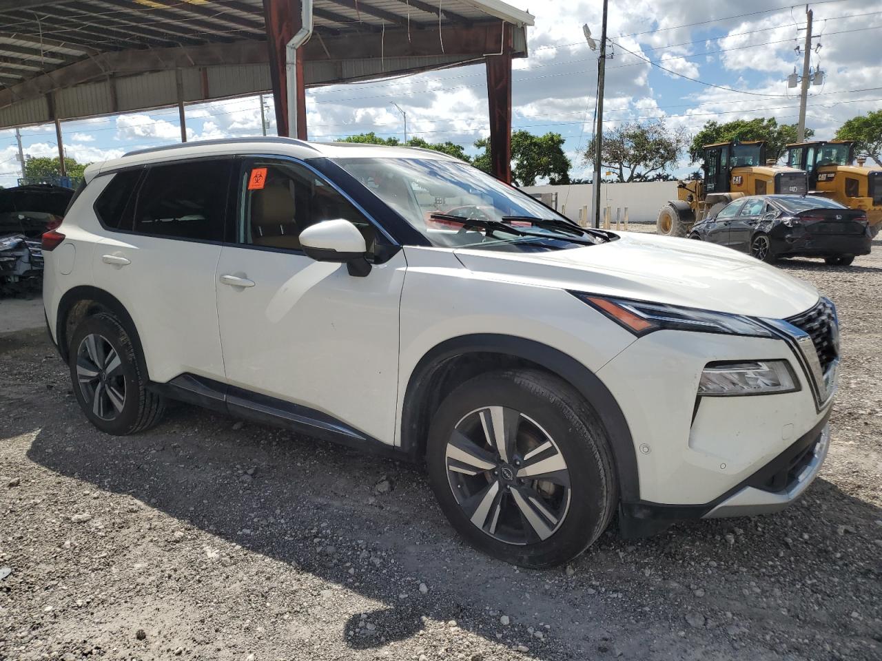 NISSAN ROGUE PLATINUM