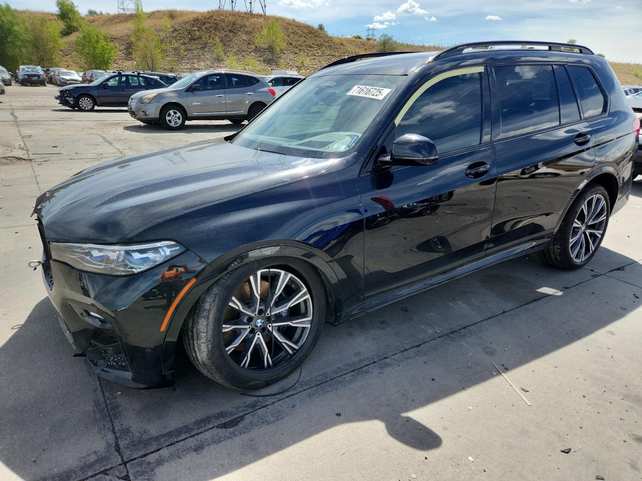 BMW X7 M50I