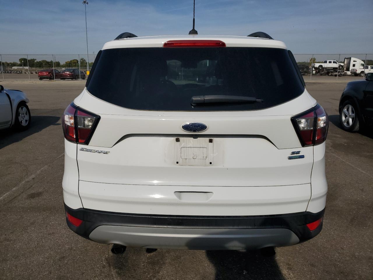 FORD ESCAPE SE