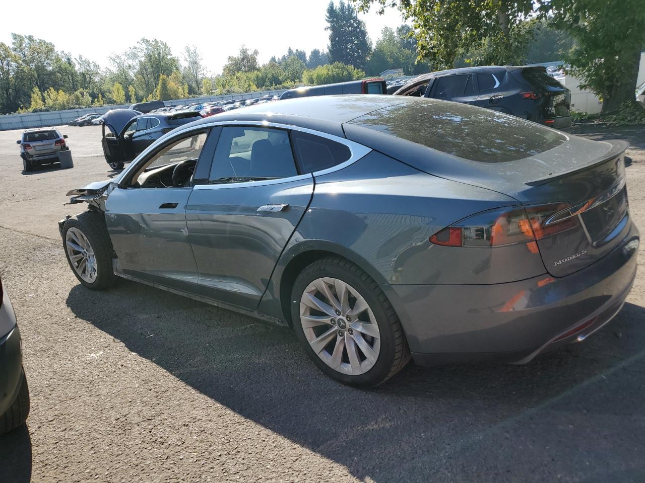 TESLA MODEL S