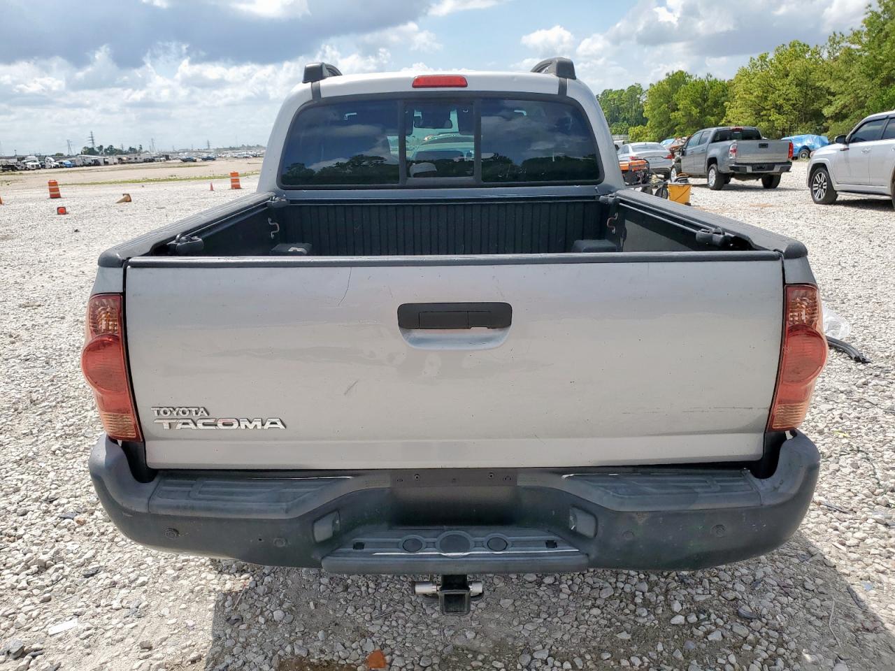 TOYOTA TACOMA DOUBLE CAB