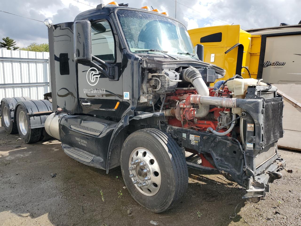 Lot #3278833269 2020 PETERBILT 579