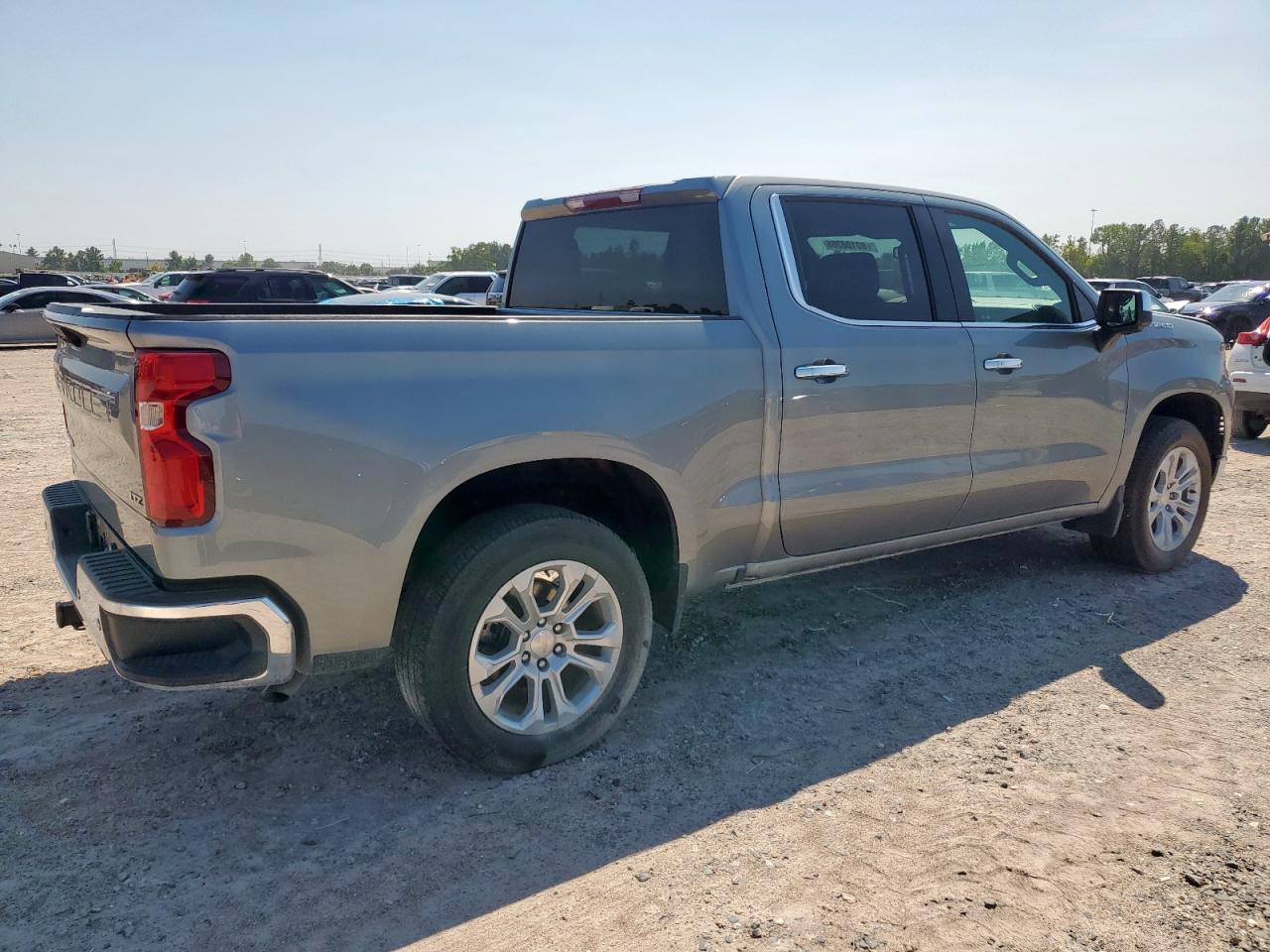 CHEVROLET SILVERADO C1500 LTZ