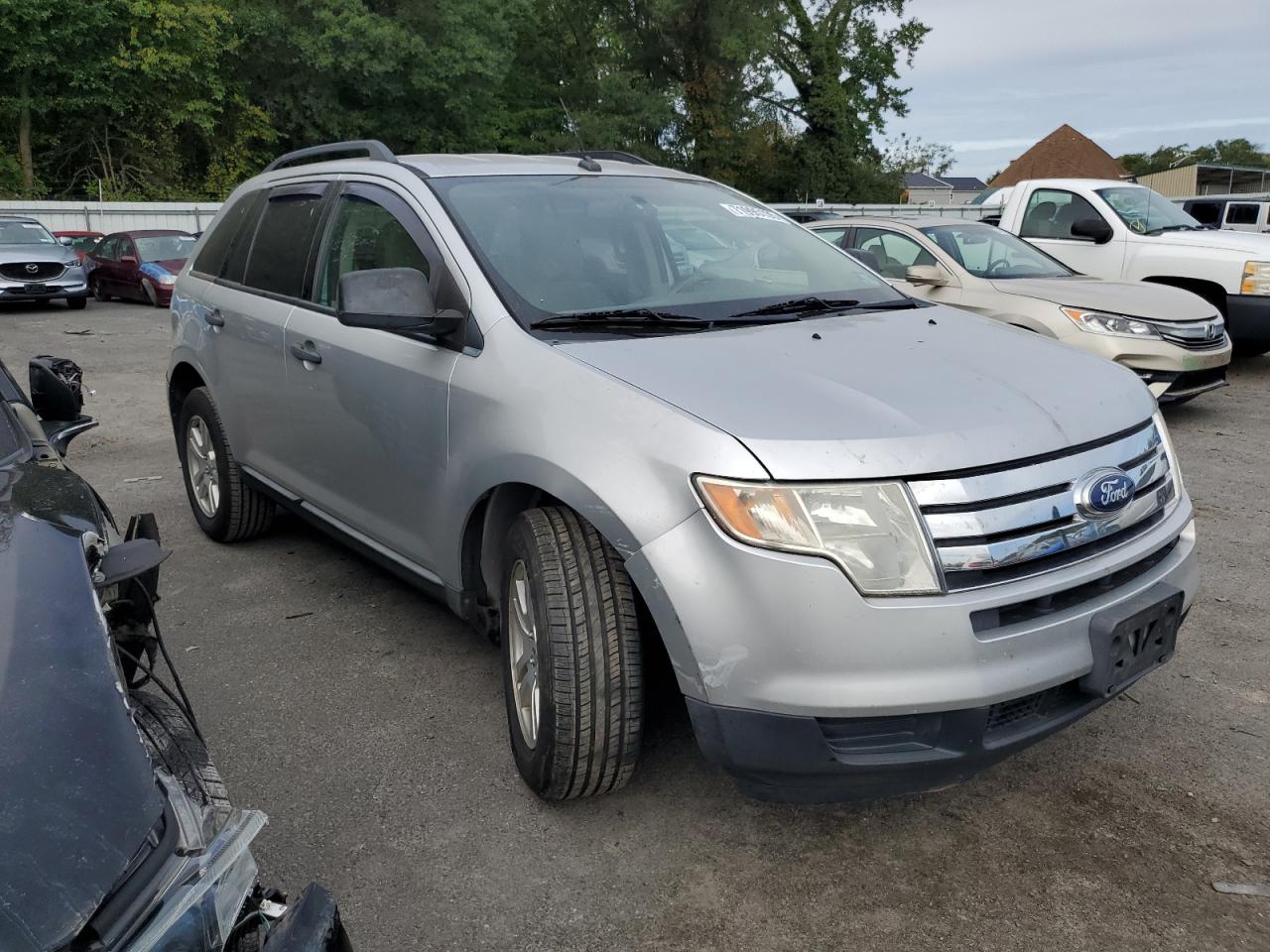 FORD EDGE SE