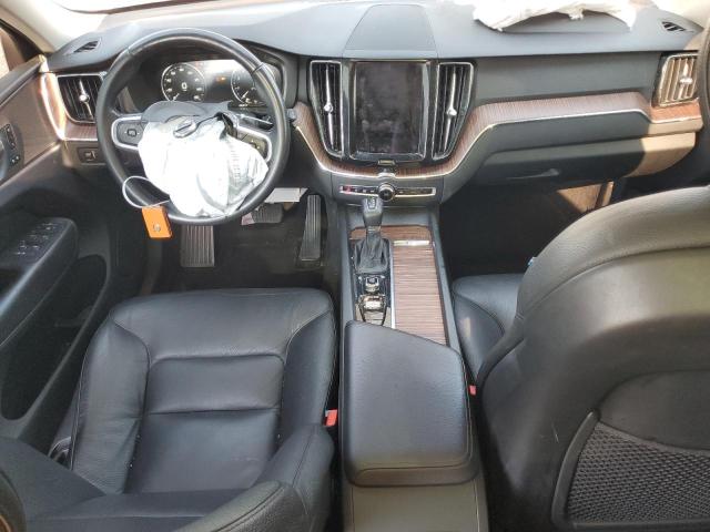 2021 VOLVO XC60 T5 MOMENTUM YV4102RK8M1880205